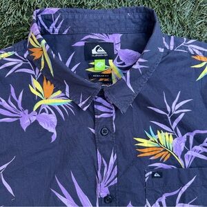 Quicksilver Offline Stretch Short Sleeve Button Shirt Floral Tropical Hawaiian L